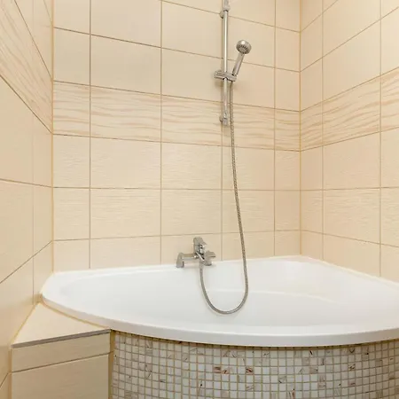 W Gdyni Z Ogrodkiem I 2 Sypialniami By Renters