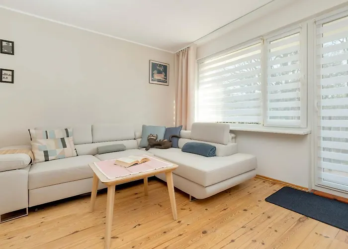 W Gdyni Z Ogrodkiem I 2 Sypialniami By Rent Like Гдыня